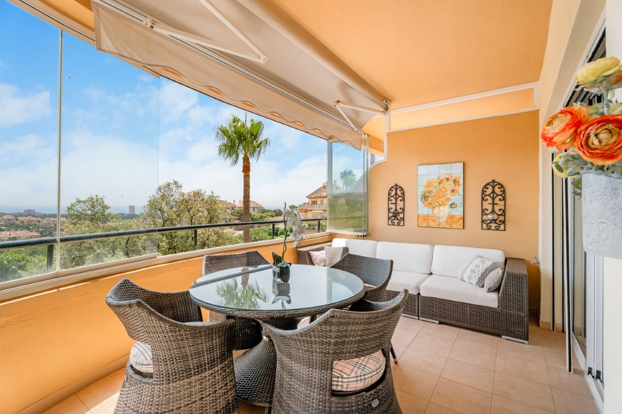 2 bedroom Apartment for sale in Elviria Hills – R4994593