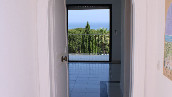 Pareados de 2 dormitorios en venta en Cabopino – R5070838 en 