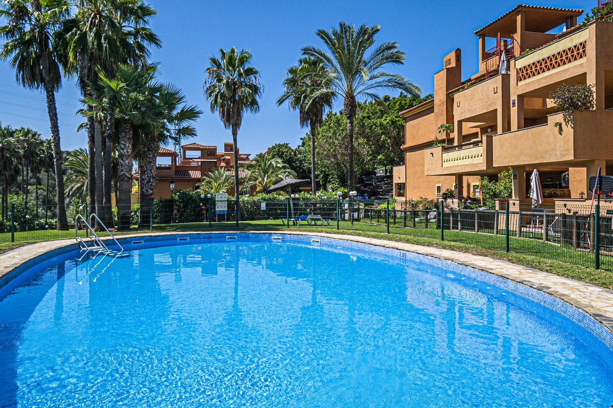 Apartamentos de 2 dormitorios en venta en Reserva de Marbella – R5114557