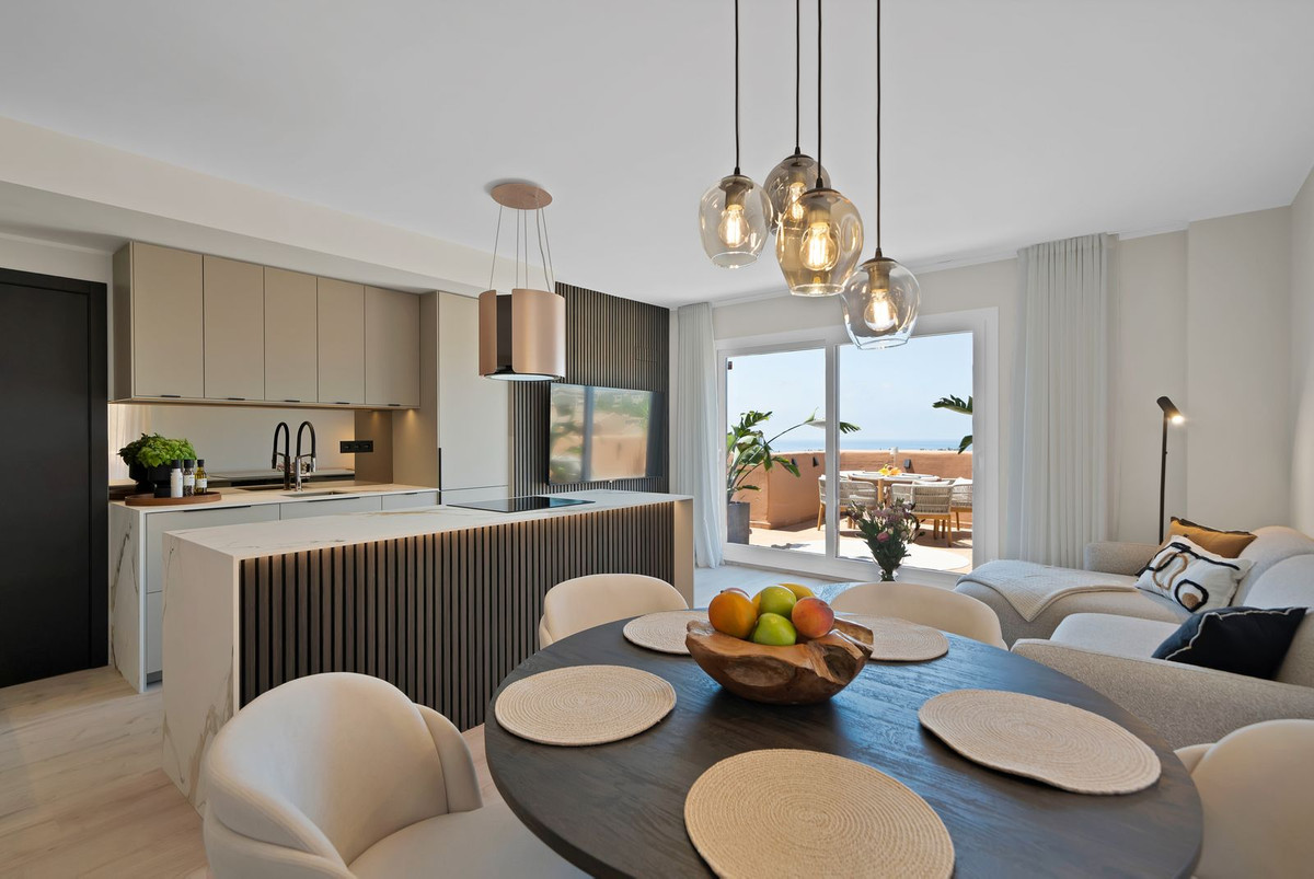Apartamentos de 3 dormitorios en venta en Elviria – R5110414