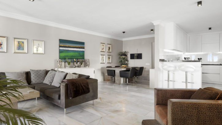 2 bedroom Townhouses for sale in Calahonda – R5017519 in 