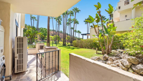 3 bedroom Apartments for sale in Milla de Oro – R5119132
