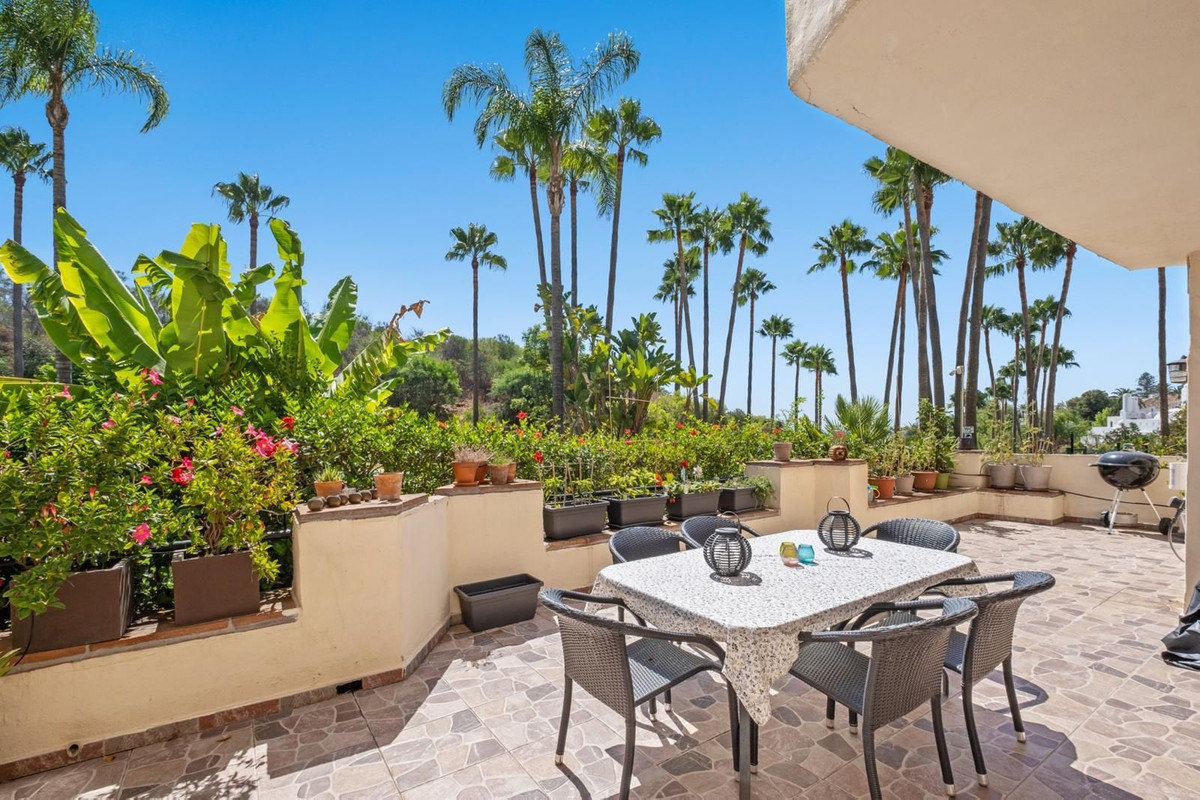 3 bedroom Apartments for sale in Milla de Oro – R5119132