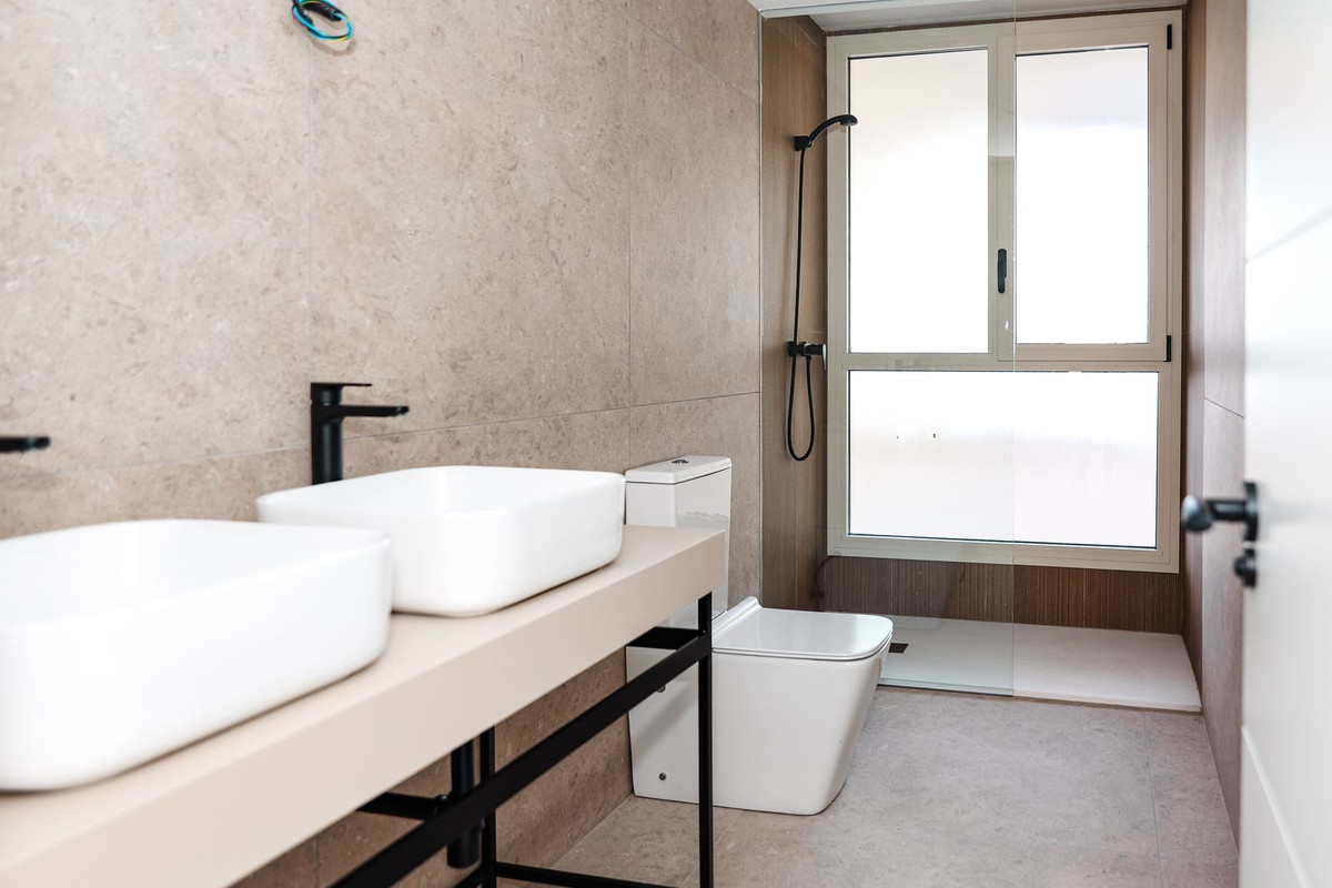 Apartamentos de 3 dormitorios en venta en Selwo – R5105503