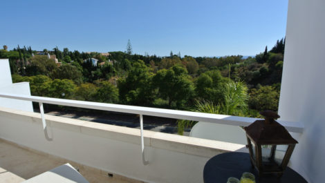 Apartamentos de 3 dormitorios en venta en Milla de Oro – R5034823