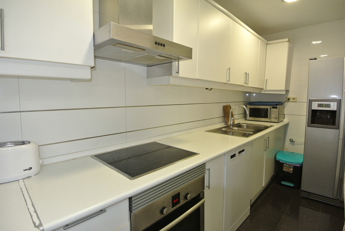 Apartamentos de 3 dormitorios en venta en Milla de Oro – R5034823