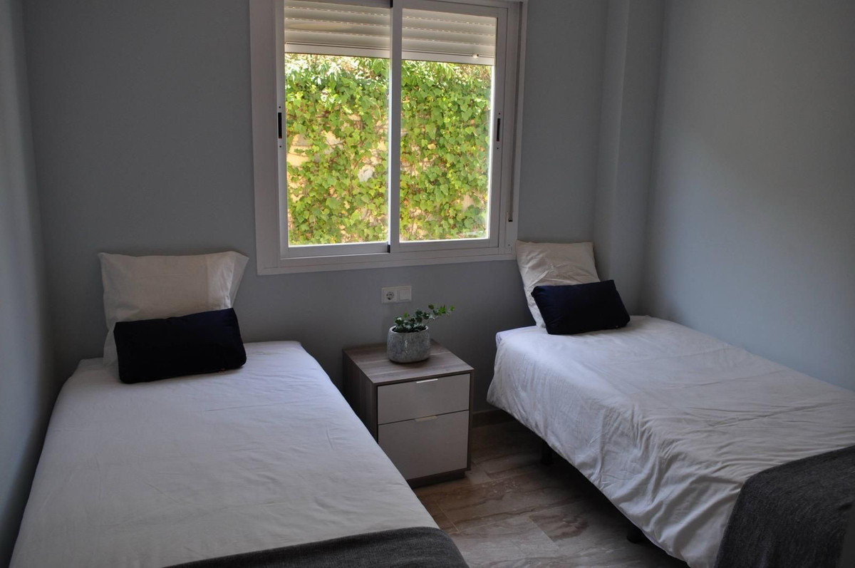2 bedroom Apartments for sale in Calahonda – R5117011