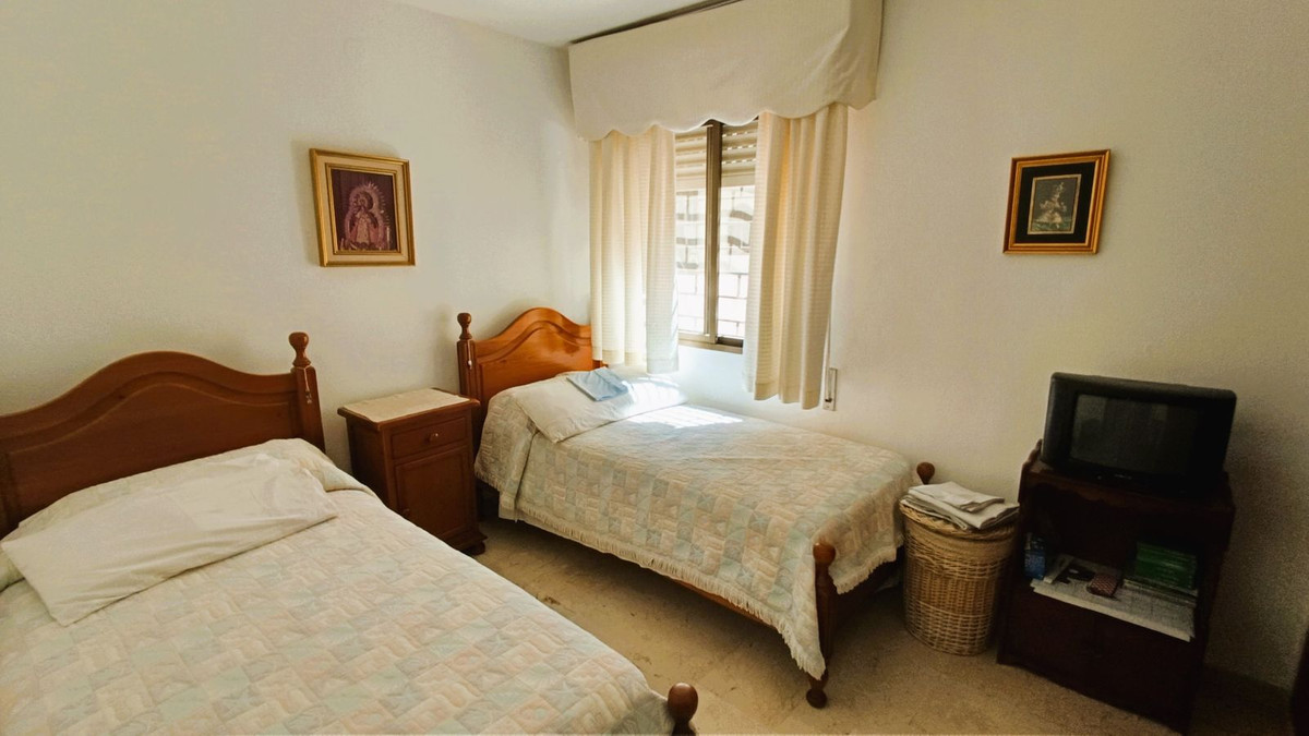 2 bedroom Apartments for sale in Marbella – R5110804