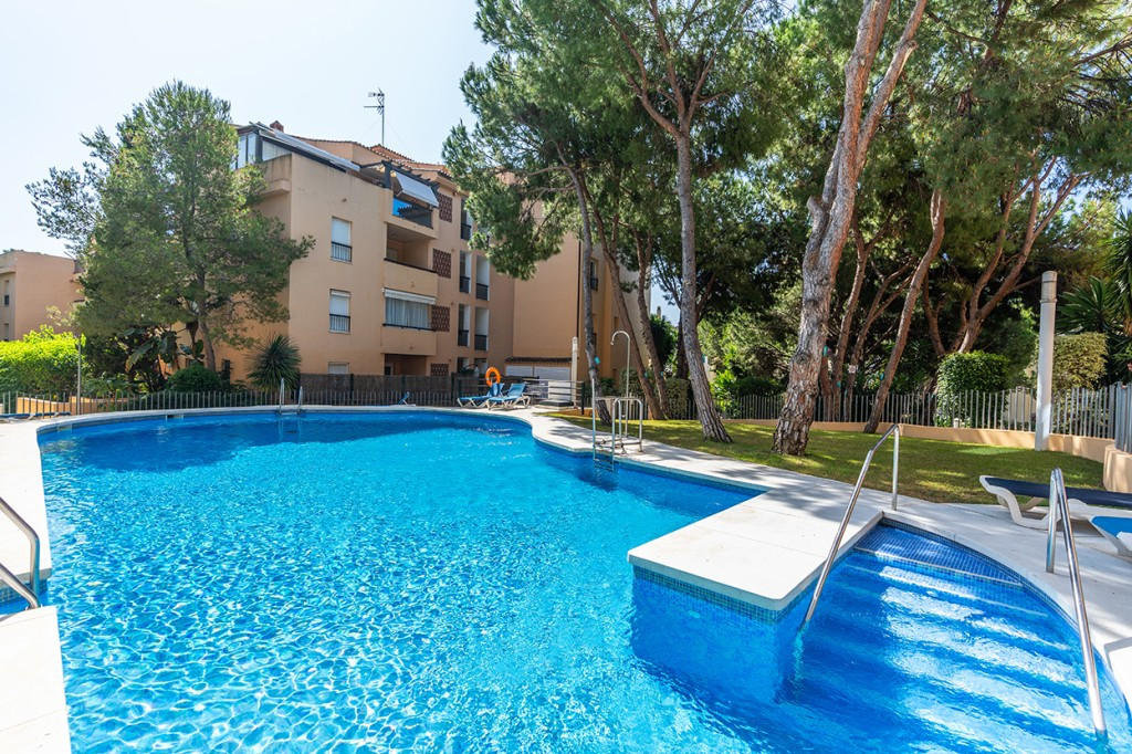 3 bedroom Apartments for sale in Marbella – R5106193