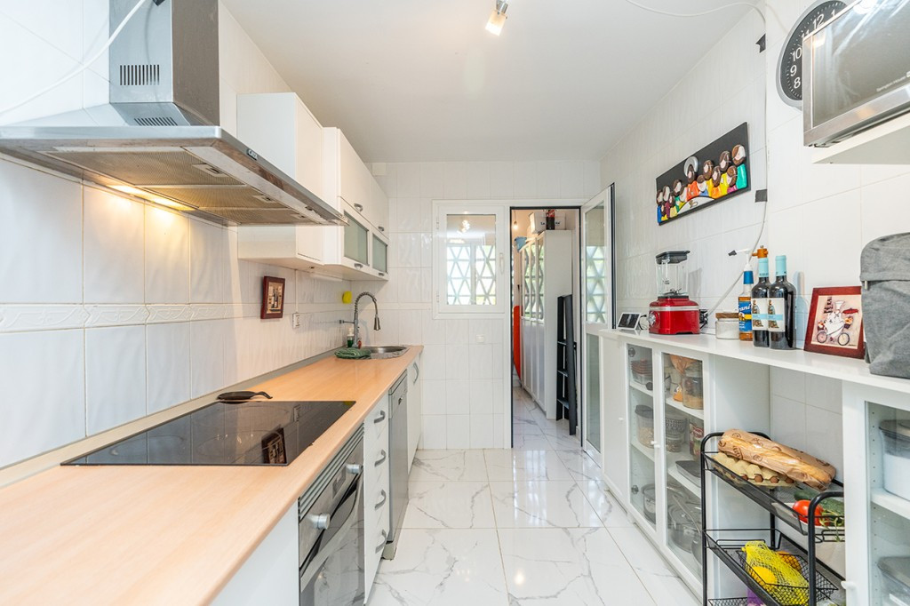 3 bedroom Apartments for sale in Marbella – R5106193