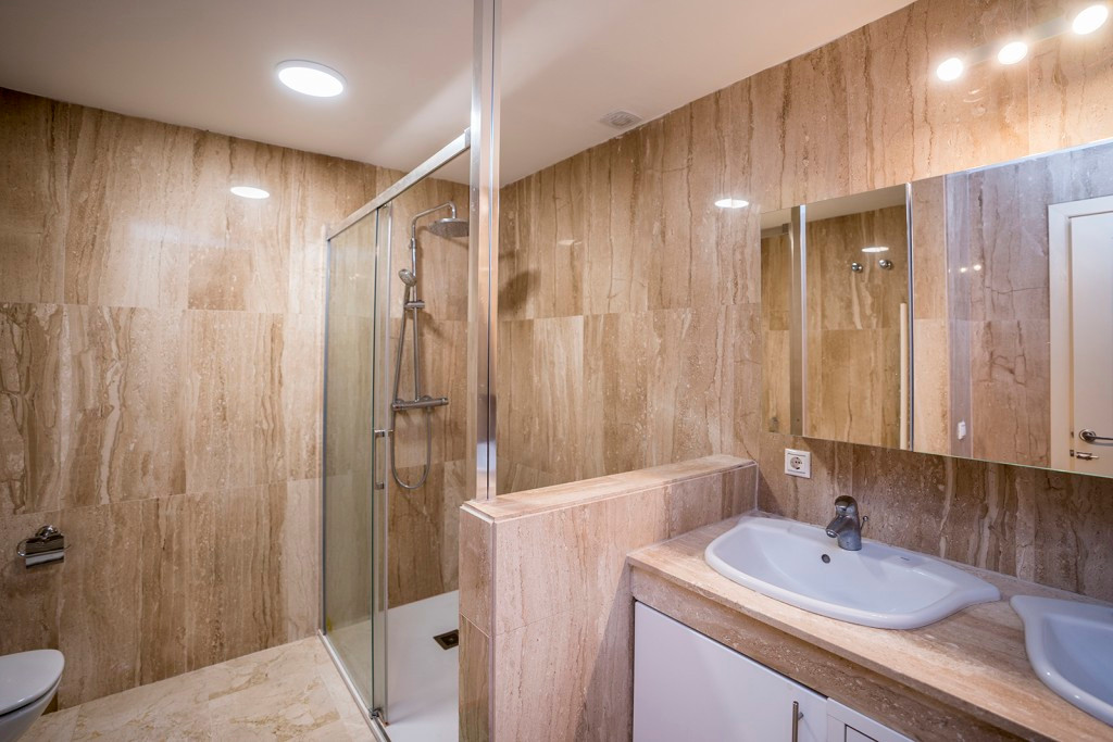 3 bedroom Apartments for sale in Marbella – R5106193