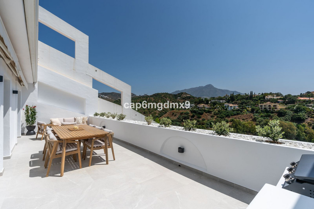 Apartamentos de 3 dormitorios en venta en La Quinta – R5106859