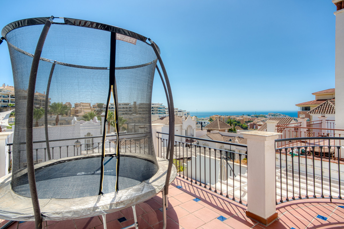 Adosados de 3 dormitorios en venta en Riviera del Sol – R5110996