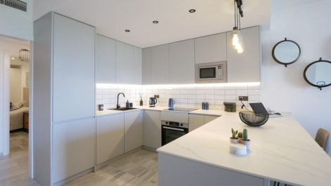 Apartamentos de 3 dormitorios en venta en Cabopino – R5120836