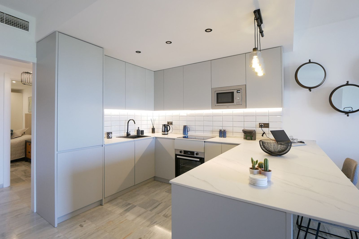 Apartamentos de 3 dormitorios en venta en Cabopino – R5120836