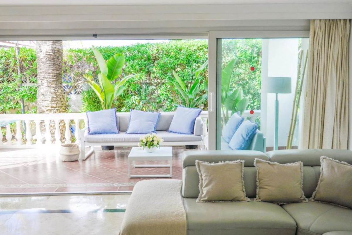 3 bedroom Townhouses for sale in Marbella – R5114218
