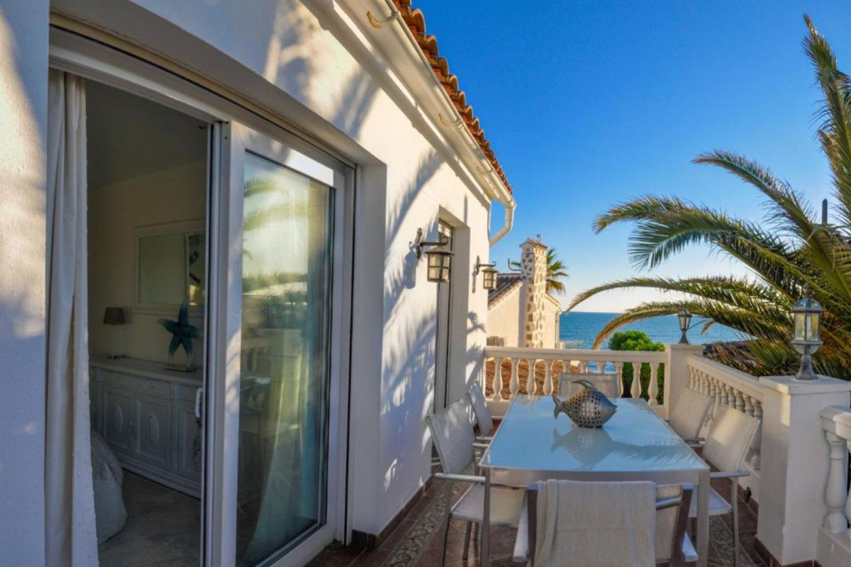 3 bedroom Townhouses for sale in Marbella – R5114218