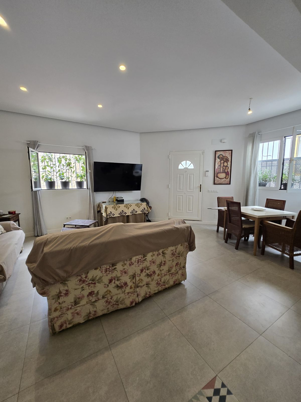 Adosados de 4 dormitorios en venta en Marbella – R5049262