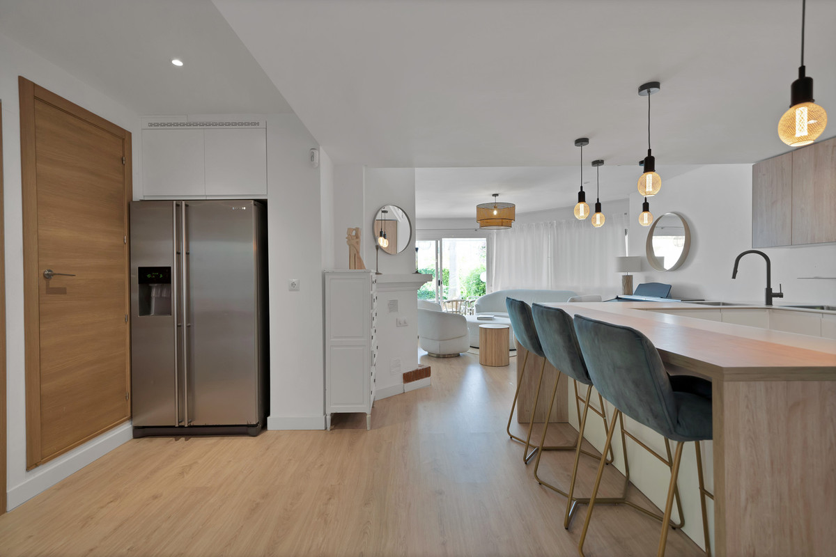 4 bedroom Townhouses for sale in Milla de Oro – R5067379