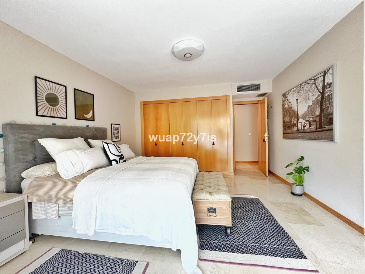 Apartamentos de 3 dormitorios en venta en Guadalmina Alta – R5114638