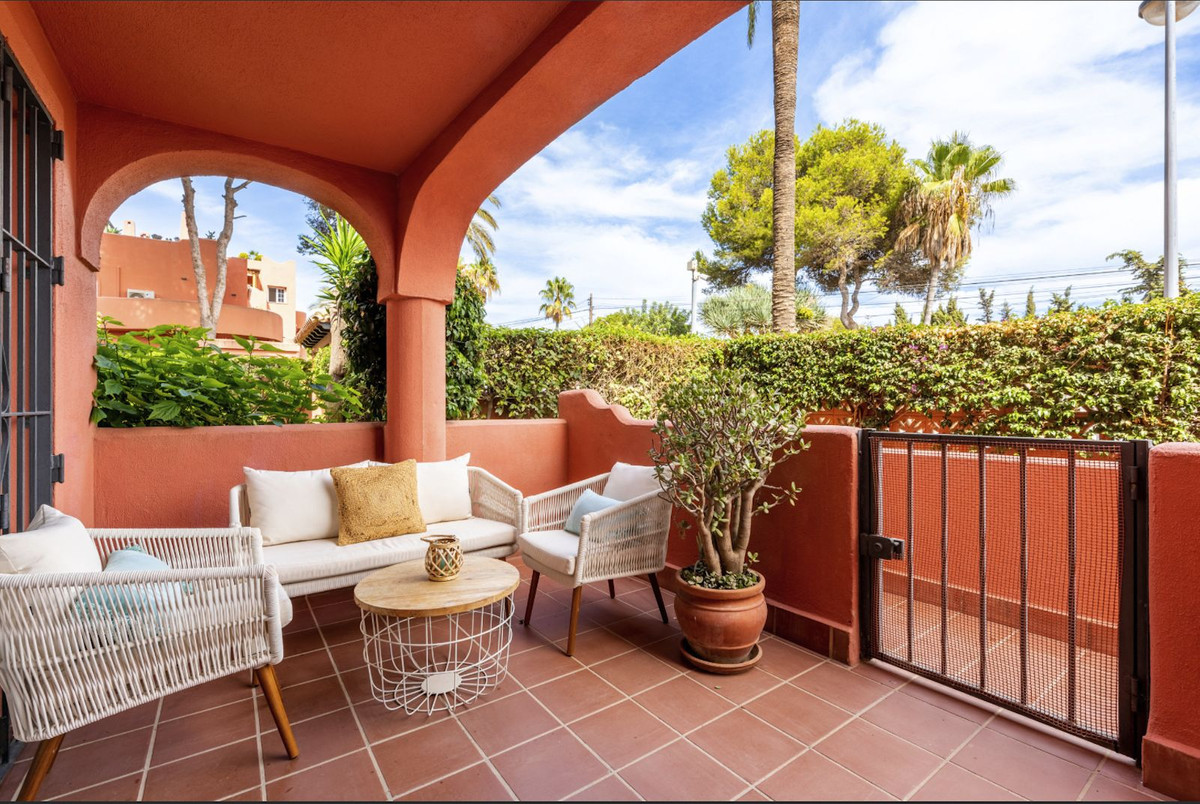 Apartamentos de 3 dormitorios en venta en Marbella – R5111362