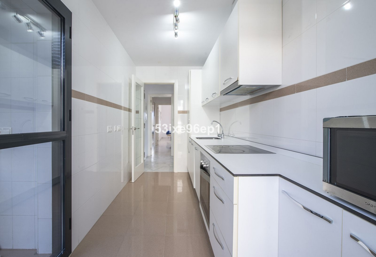 Apartamentos de 2 dormitorios en venta en Nueva Milla de Oro – R5019412
