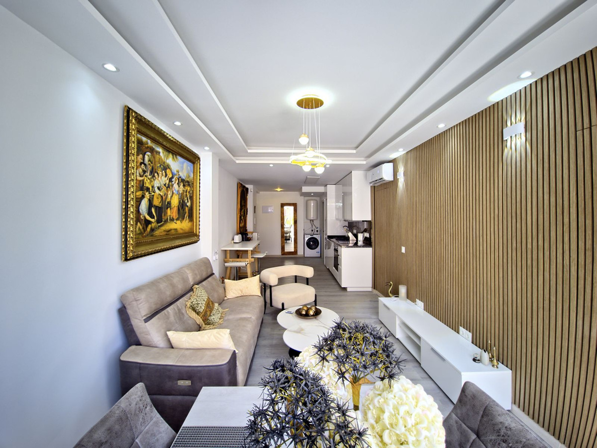 2 bedroom Apartments for sale in Marbella – R5109352