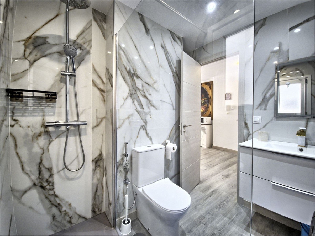 2 bedroom Apartments for sale in Marbella – R5109352