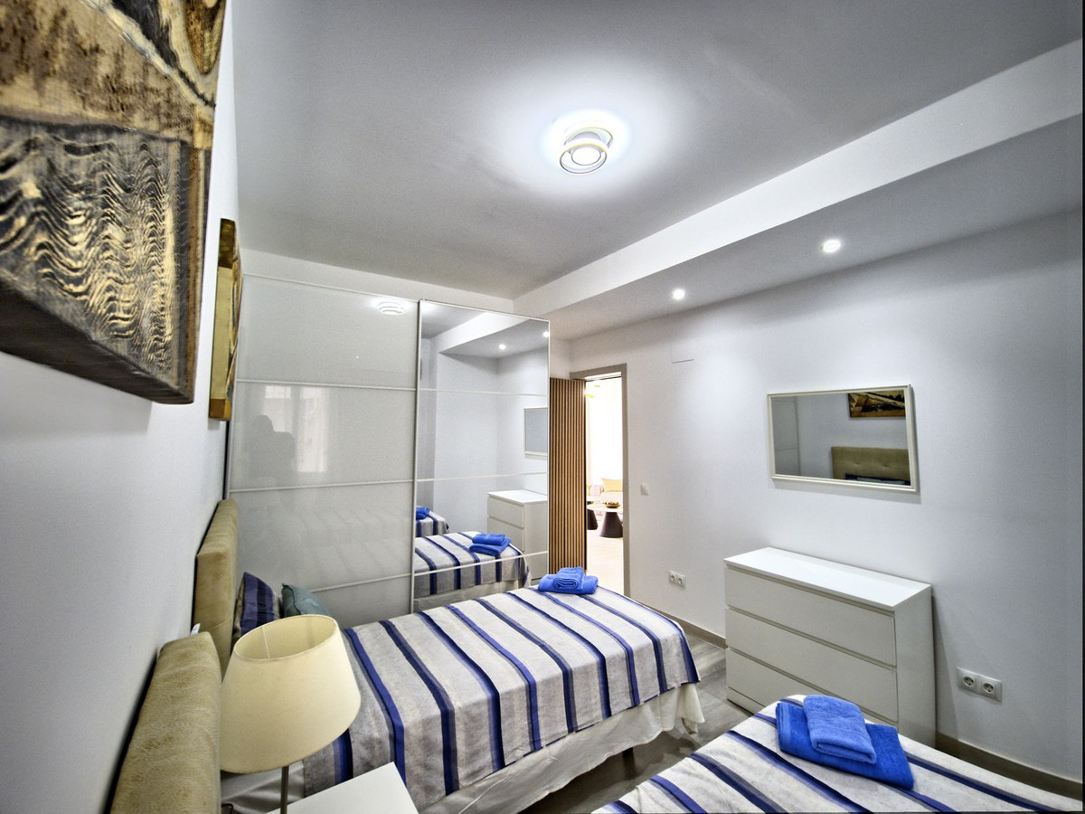 2 bedroom Apartments for sale in Marbella – R5109352
