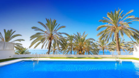 2 bedroom Apartments for sale in Marbella – R5111413