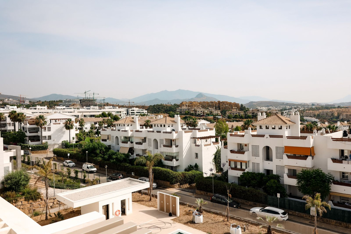Apartamentos de 3 dormitorios en venta en Selwo – R5106919