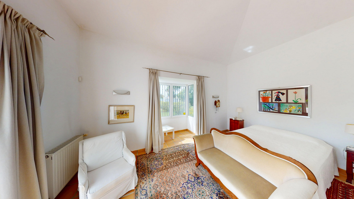Villas de 3 dormitorios en venta en Guadalmina Baja – R4967473