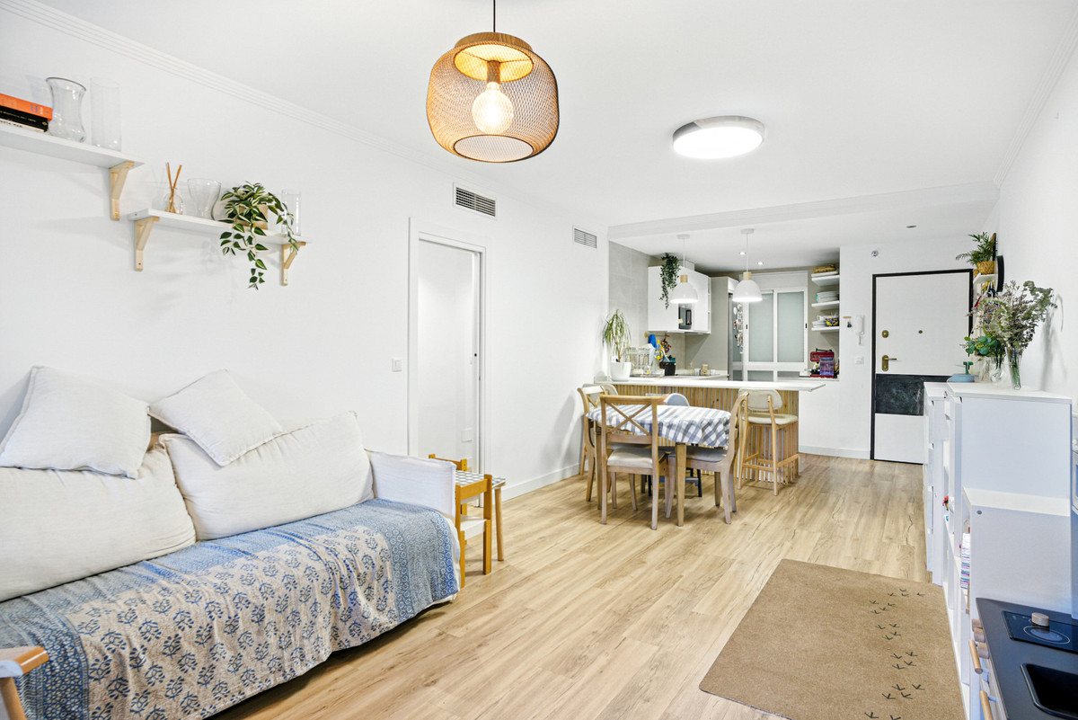2 bedroom Apartments for sale in Marbella – R5117209