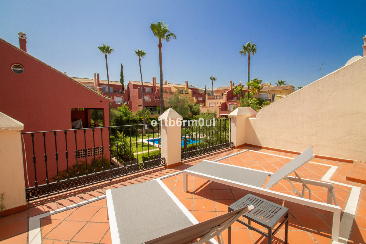 3 bedroom Townhouses for sale in Milla de Oro – R5111881