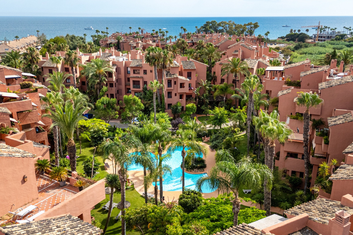 Apartamentos de 3 dormitorios en venta en El Rosario – R5122288
