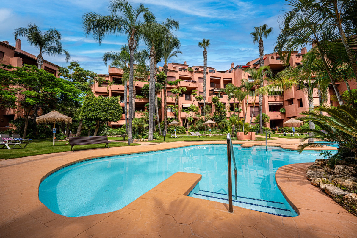 Apartamentos de 3 dormitorios en venta en El Rosario – R5122288