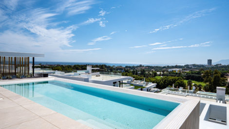 2 bedroom Apartments for sale in Marbella – R5118301