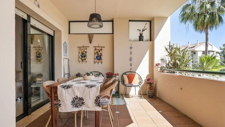 Apartamentos de 2 dormitorios en venta en Guadalmina Baja – R5120866 en 