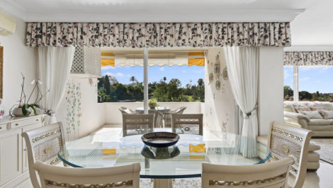 Apartamentos de 3 dormitorios en venta en Guadalmina Alta – R5117146