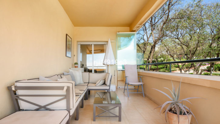 Apartamentos de 2 dormitorios en venta en Elviria Hills – R5023621 en 