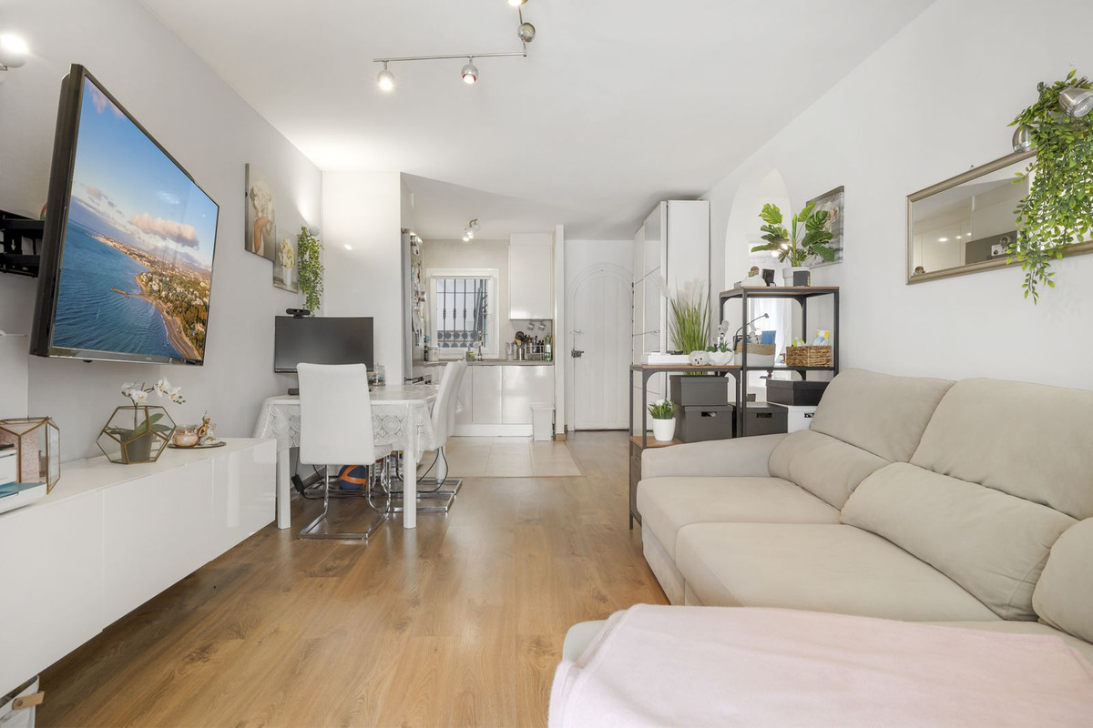 Apartamentos de 2 dormitorios en venta en Riviera del Sol – R5116636