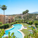 Aticos de 2 dormitorios en venta en Selwo – R5124094