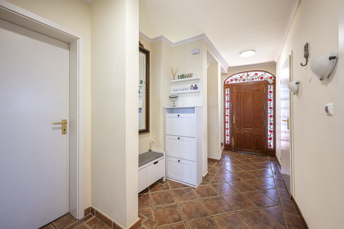 Villas de 4 dormitorios en venta en La Cala de Mijas – R5058061