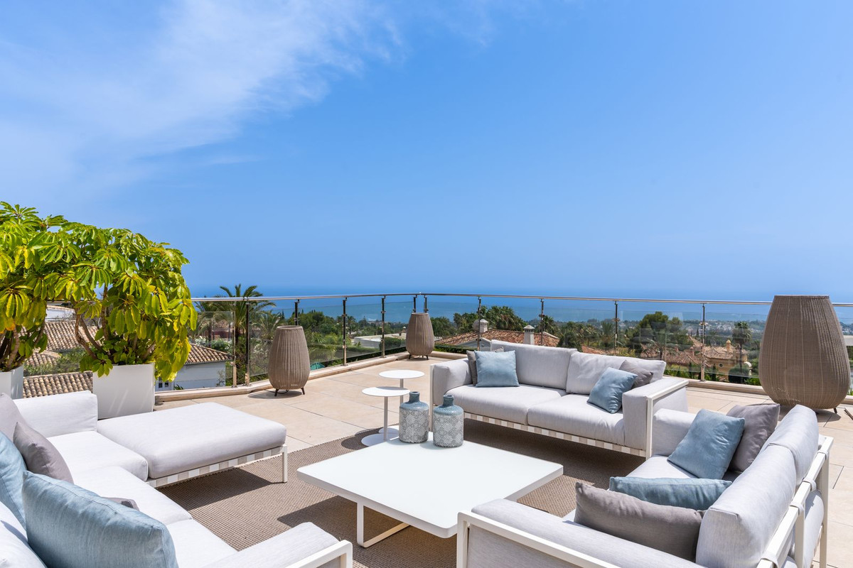 4 bedroom Townhouses for sale in Sierra Blanca – R5118889