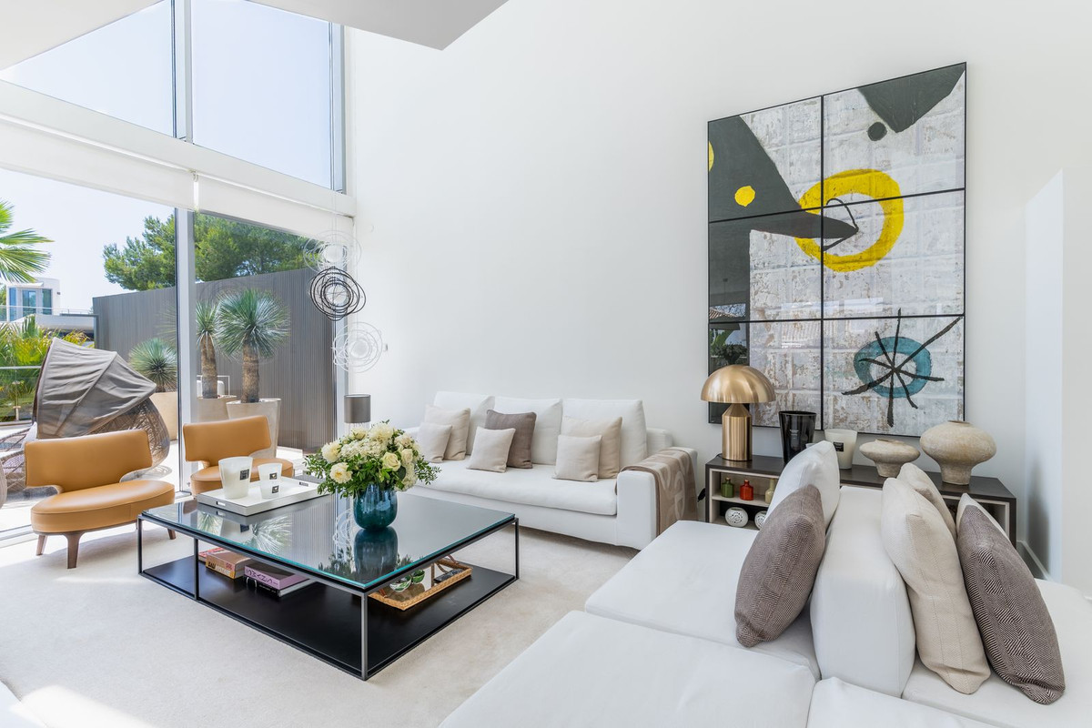 4 bedroom Townhouses for sale in Sierra Blanca – R5118889
