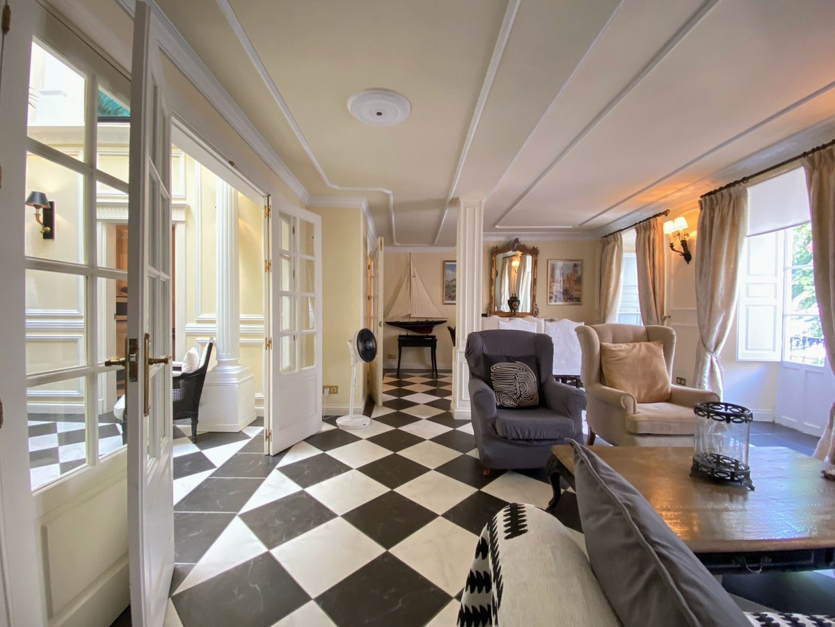 4 bedroom Penthouses for sale in Marbella – R5120641