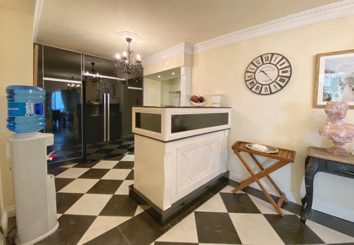 4 bedroom Penthouses for sale in Marbella – R5120641