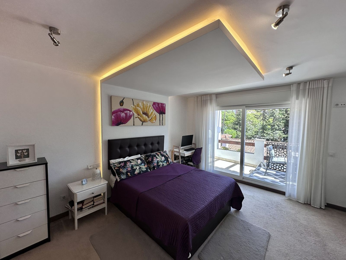 3 bedroom Villas for sale in Marbella – R5119975