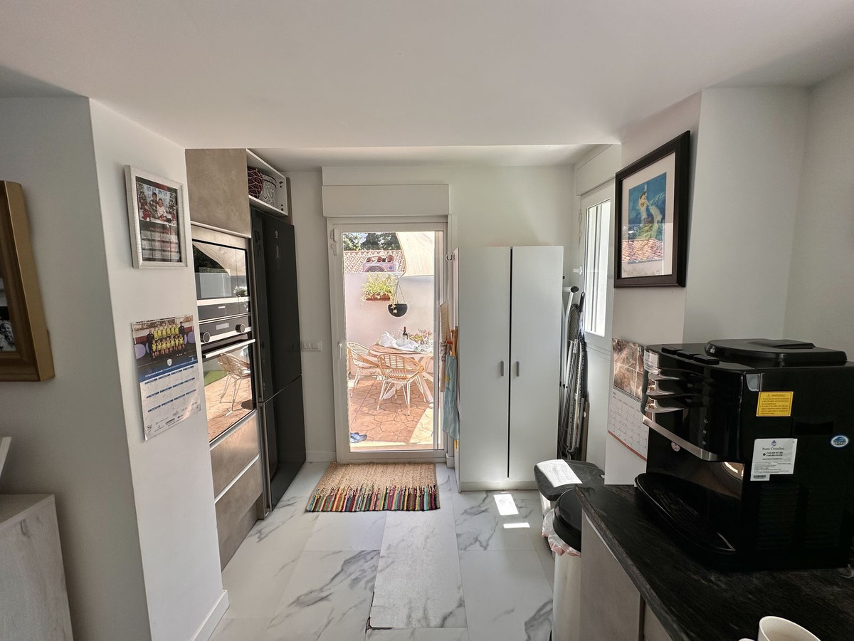 3 bedroom Villas for sale in Marbella – R5119975