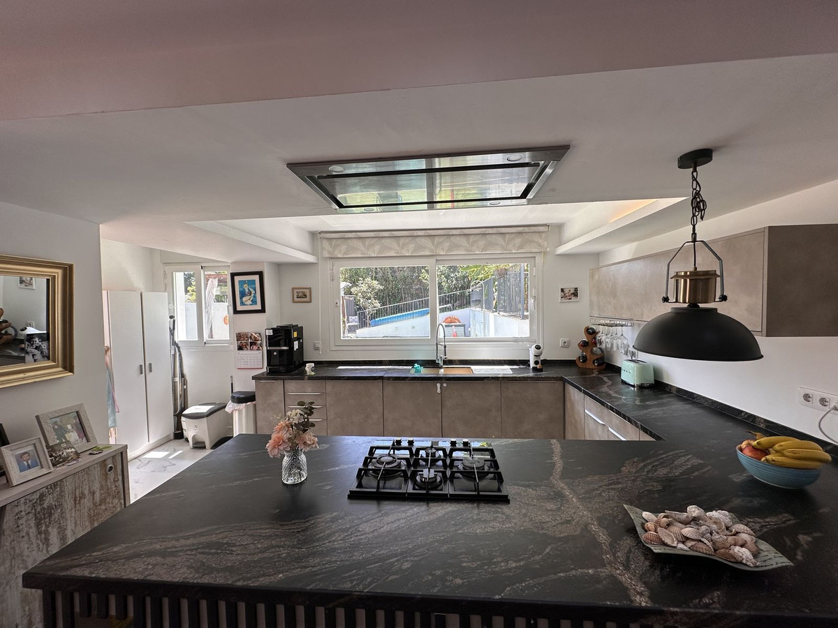 3 bedroom Villas for sale in Marbella – R5119975